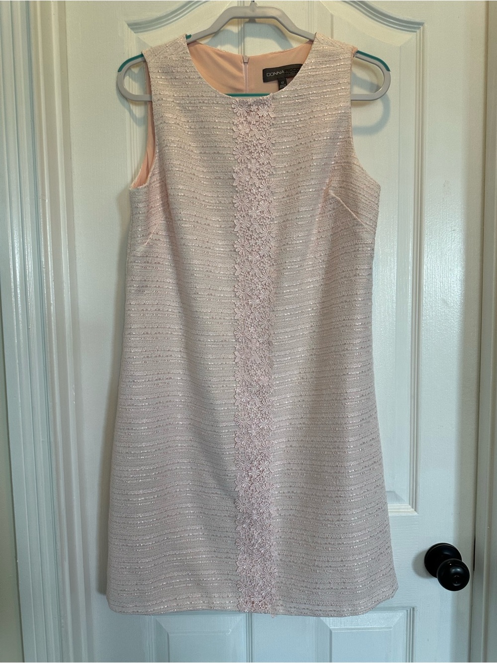 Donna Morgan Sleeveless Pink Tweed Shift Dress- New w/o tag